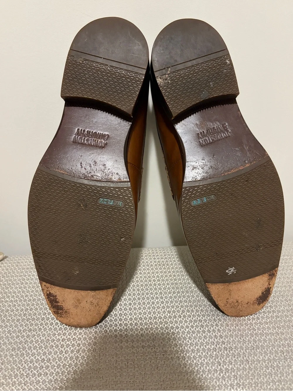 Johnston & Murphy XC4 Brown Leather Penny Loafers 8.5